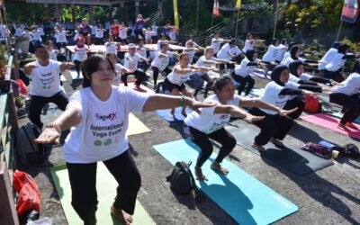 Online Yoga Practice: Finding Balance and Serenity in the Digital Age